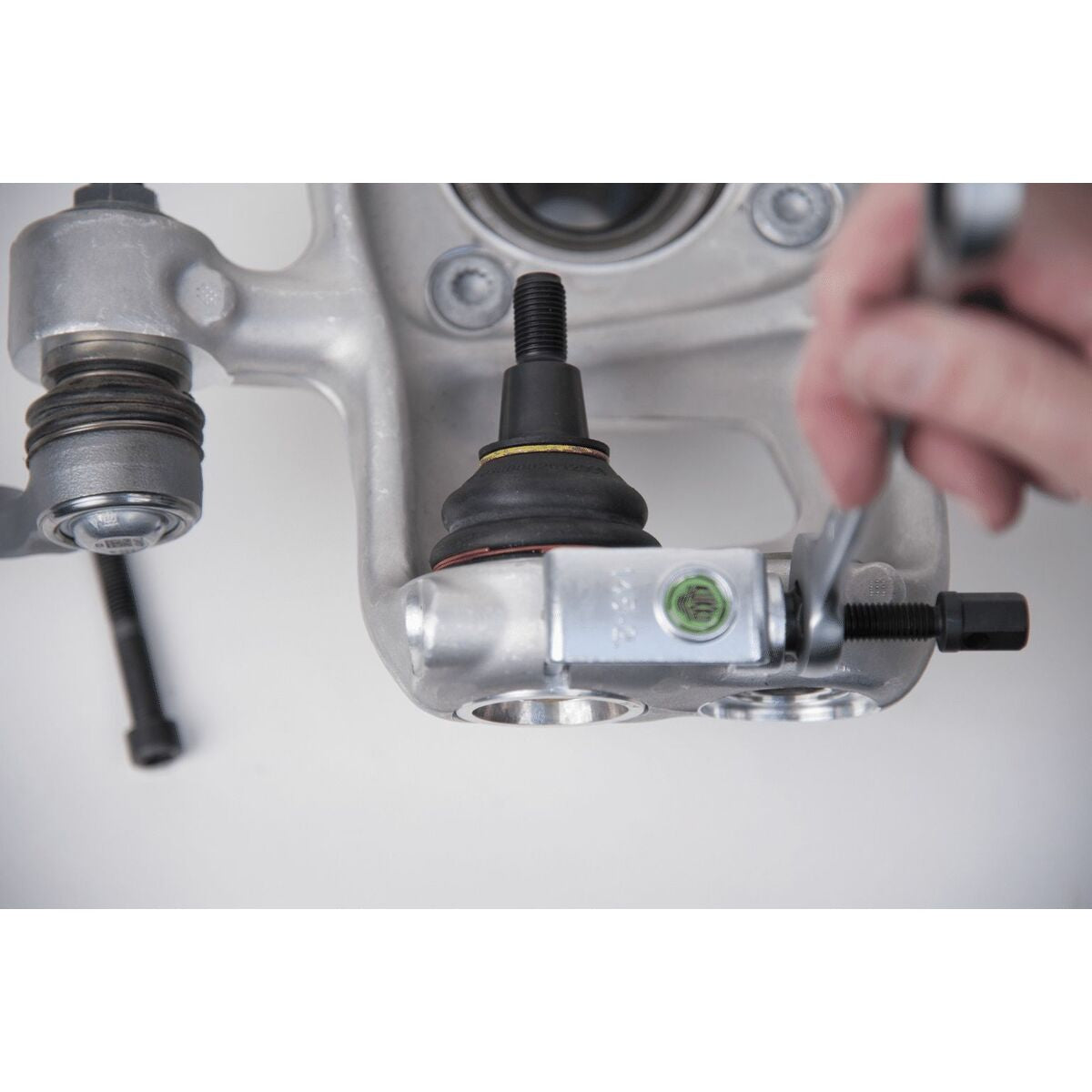 V4HB756880B355FC3626A9C05E61CB057F6R7474682P3