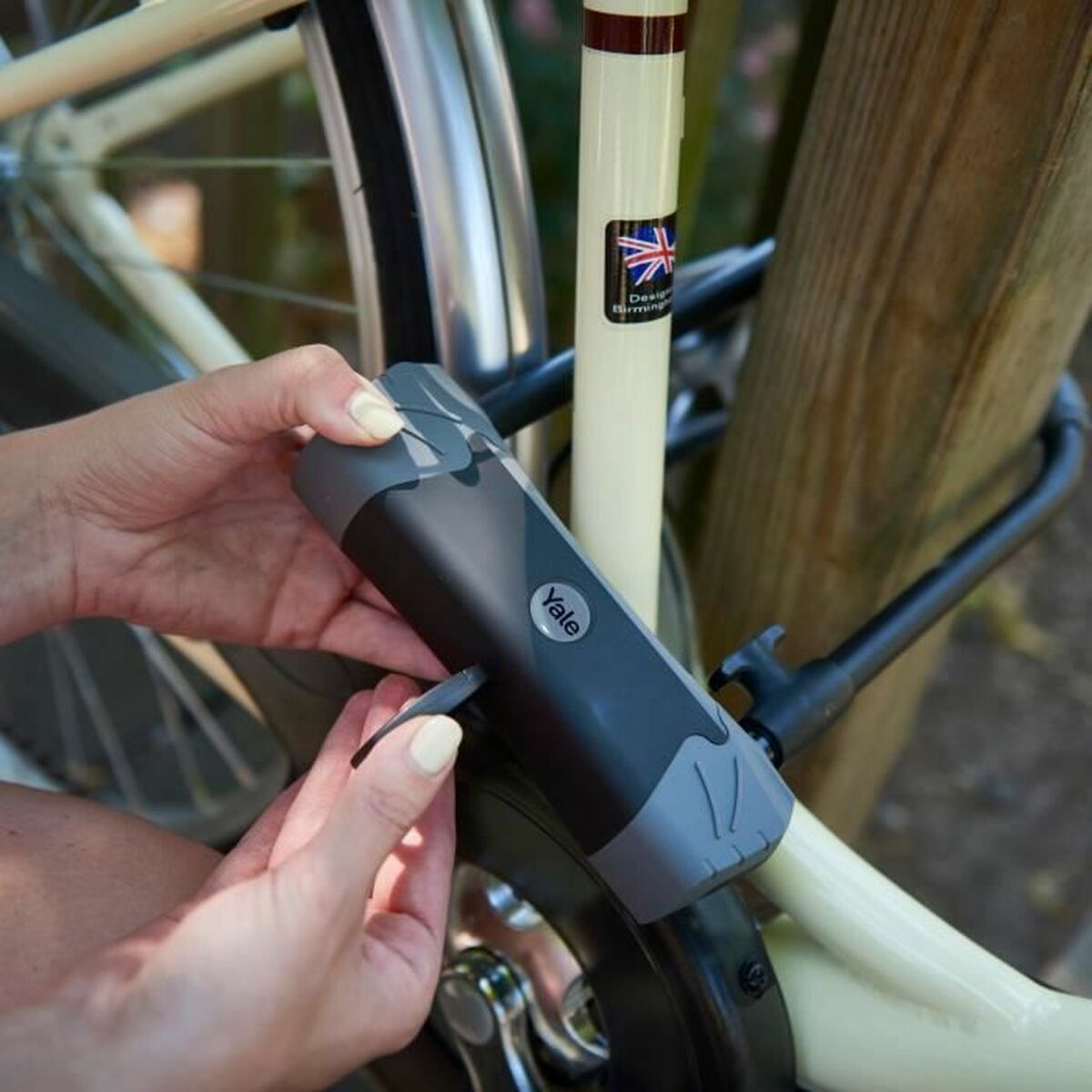 V2HE263F616600DE35F9B096F1CA63E1A70R7650781P5